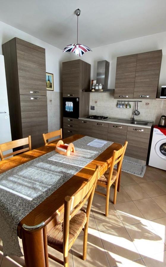 Casa Nicolas Рим Екстериор снимка